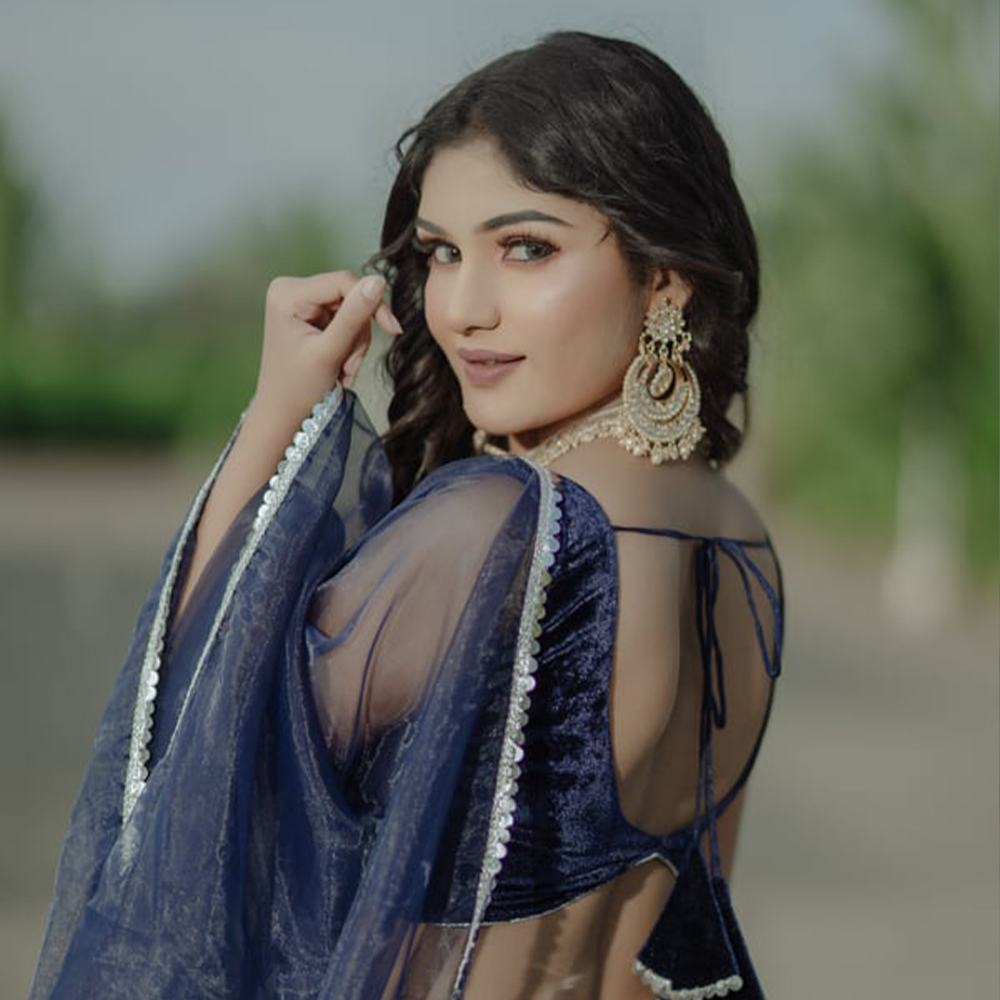 Blue velvet lehenga - Image 3